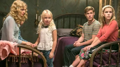 Çatıdaki Çiçekler izle